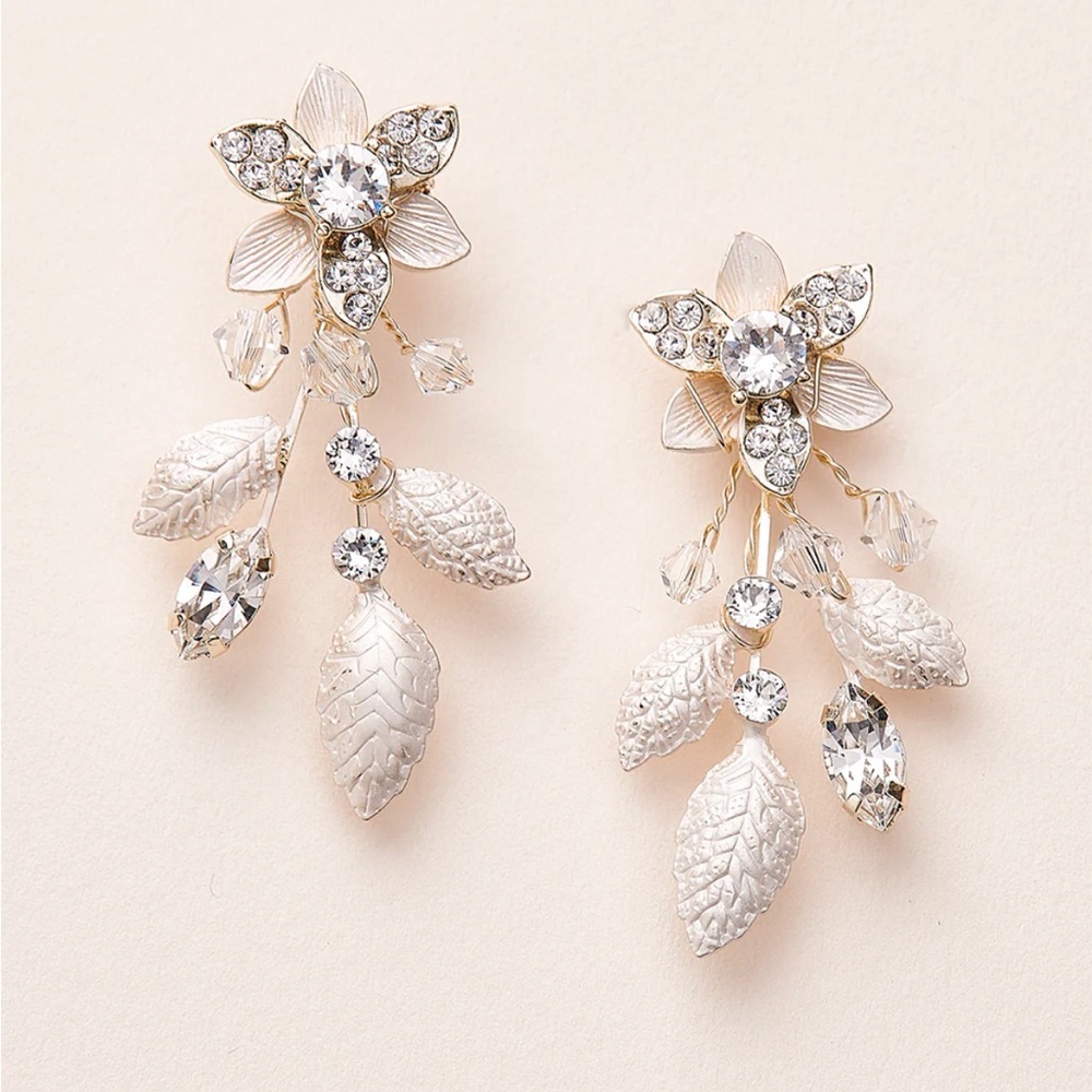 Rose gold floral earrings